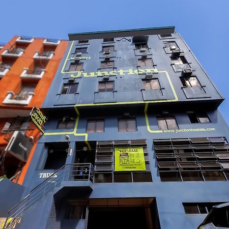 Spot On Junction Hostel San Pedro Makati Eksteriør billede
