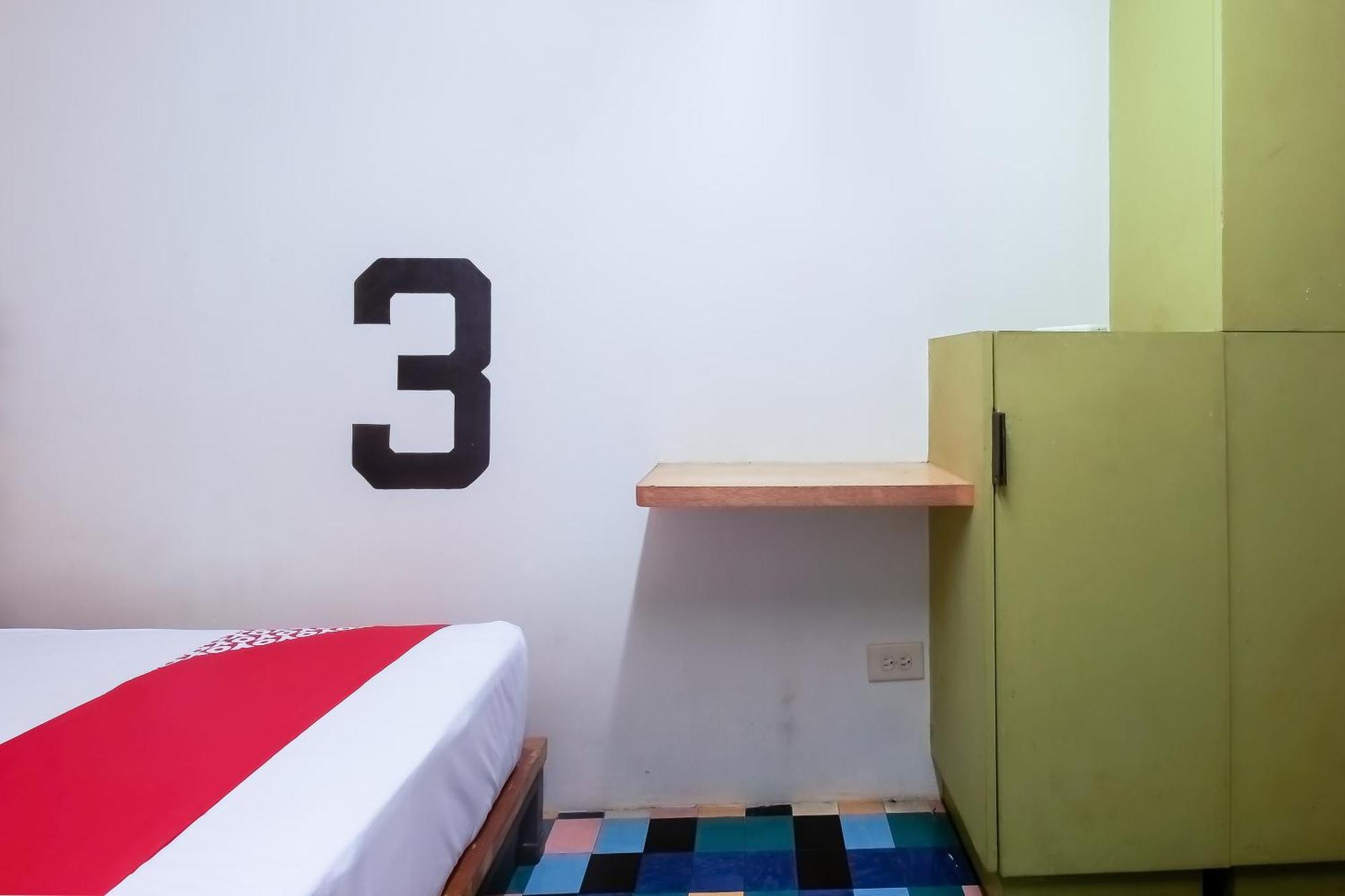 Spot On Junction Hostel San Pedro Makati Eksteriør billede