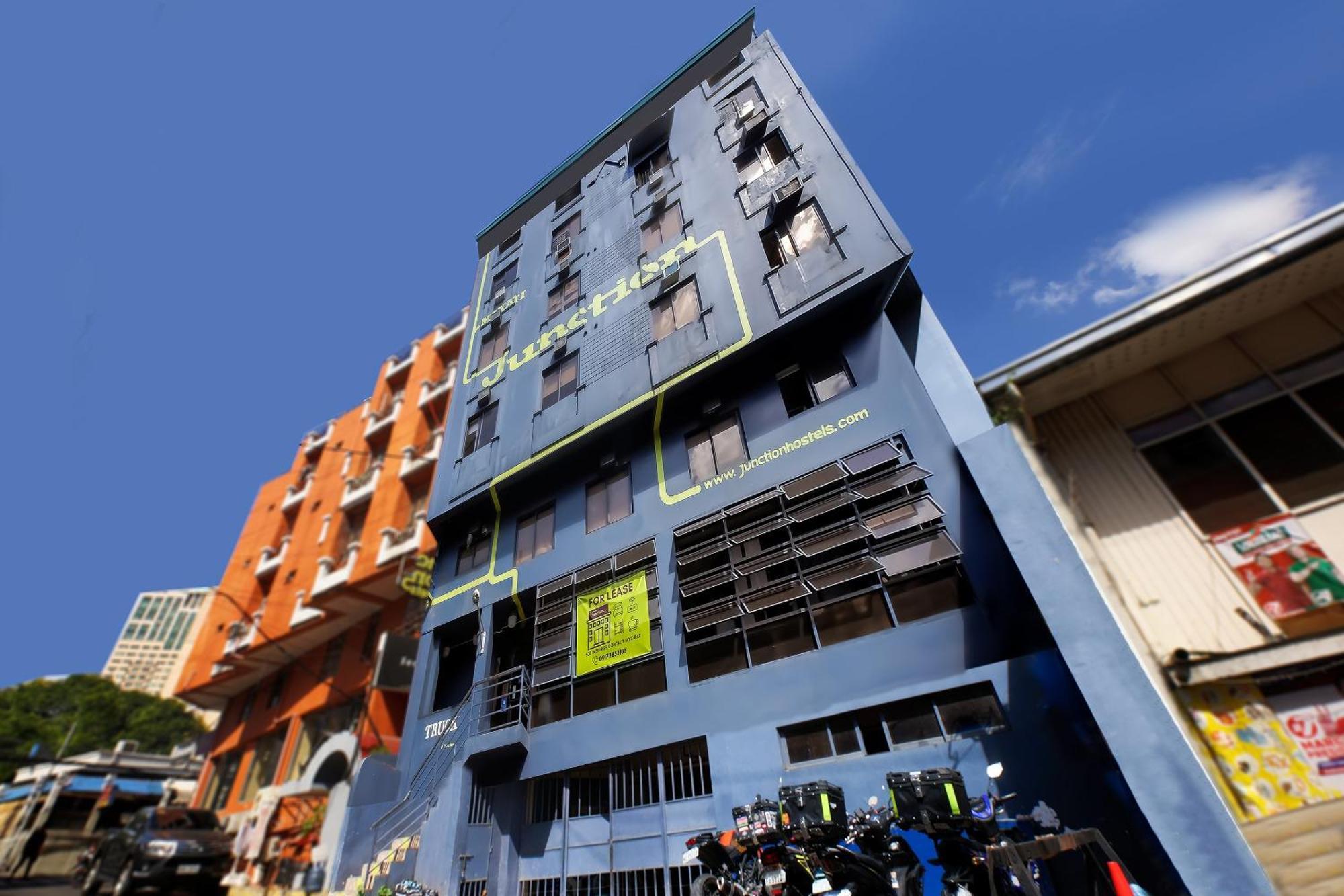 Spot On Junction Hostel San Pedro Makati Eksteriør billede