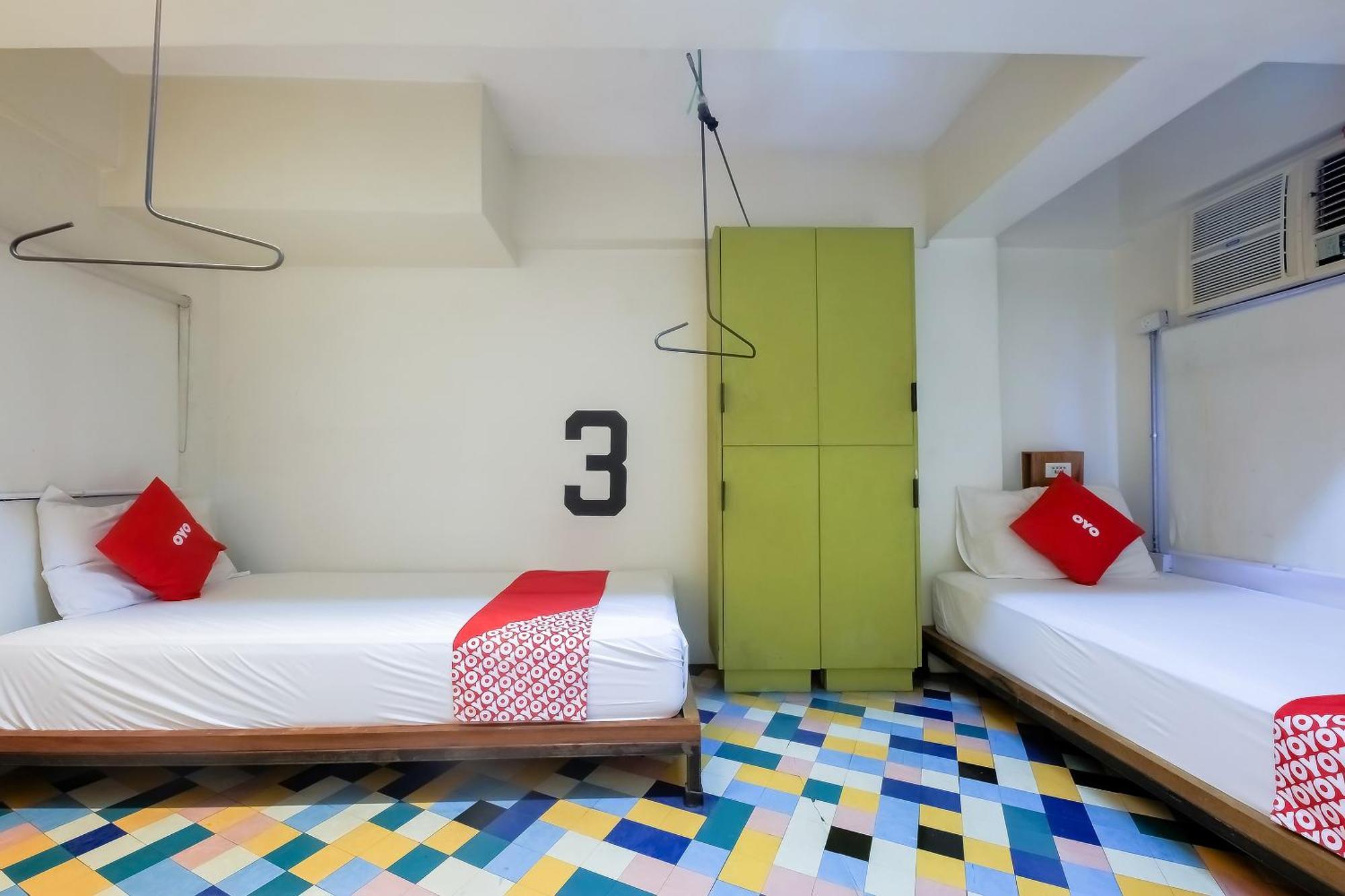 Spot On Junction Hostel San Pedro Makati Eksteriør billede