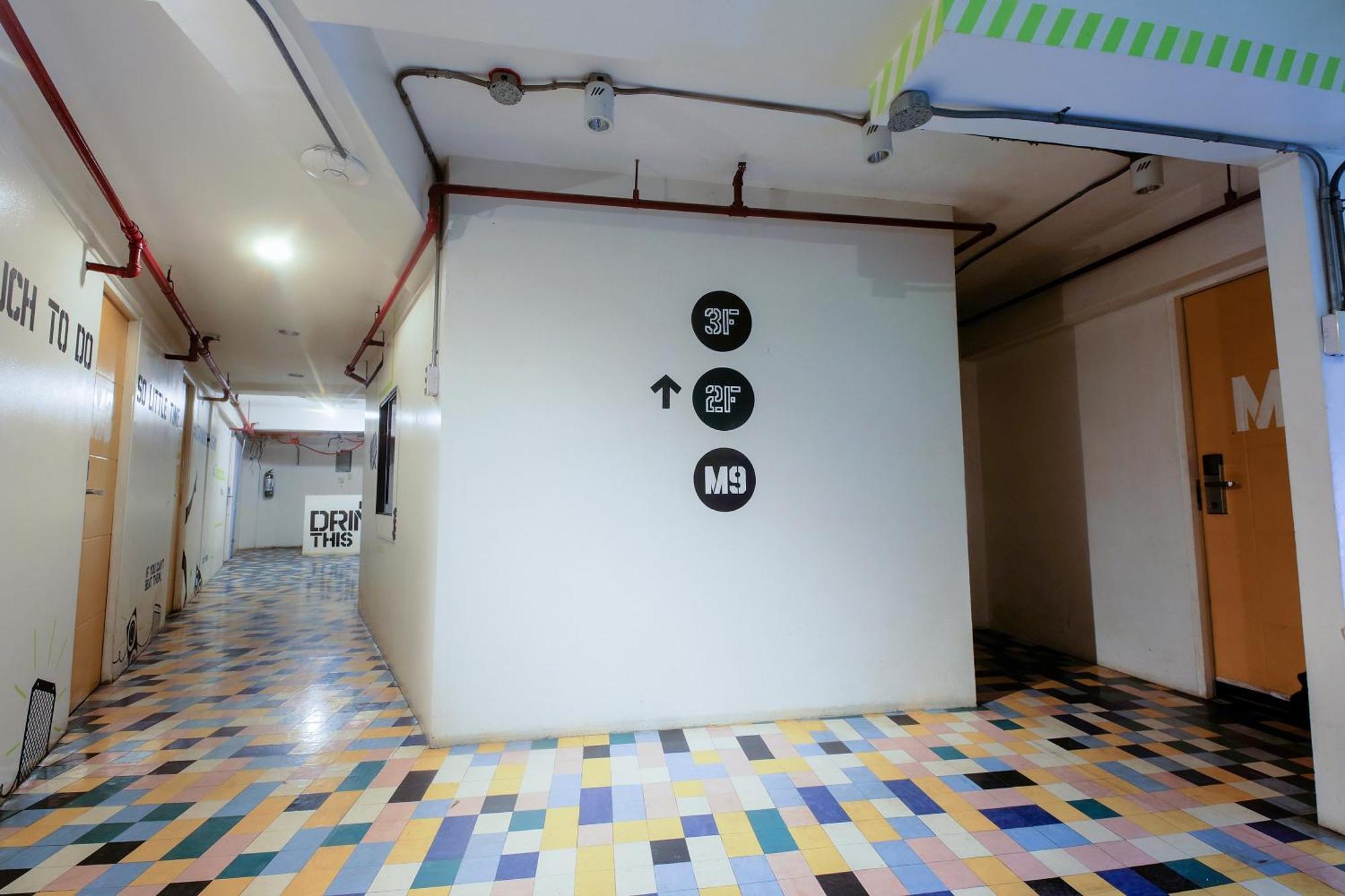 Spot On Junction Hostel San Pedro Makati Eksteriør billede